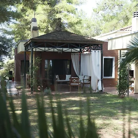 بيت للعطل Holiday House In *